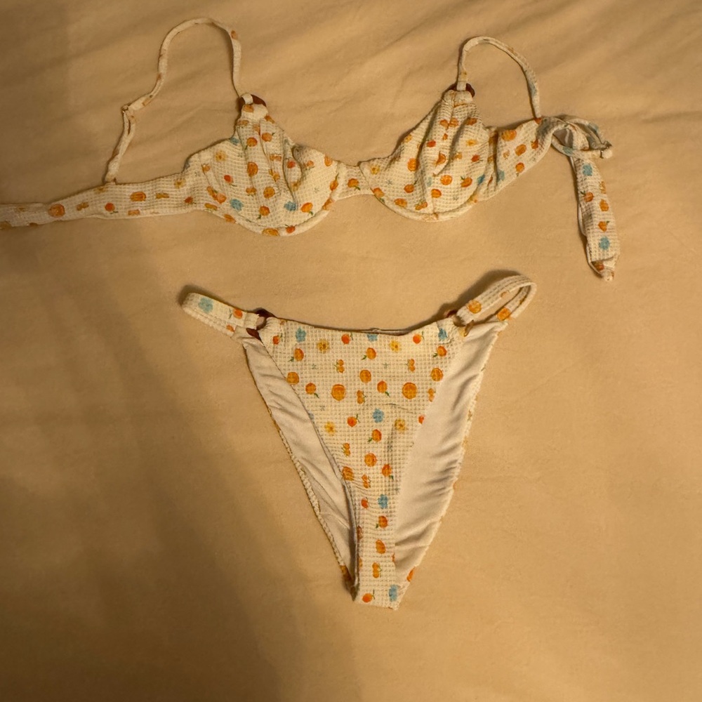 Dippin daisys bikini